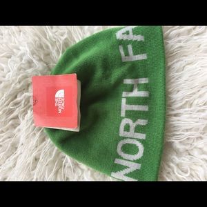 New THE NORTH FACE reversible hat